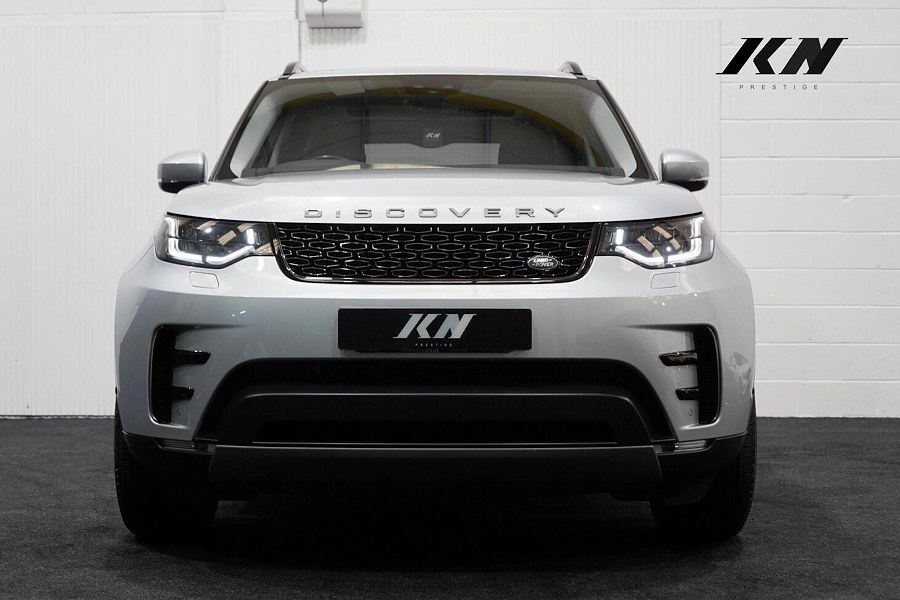 2019 Land Rover Discovery photo 9