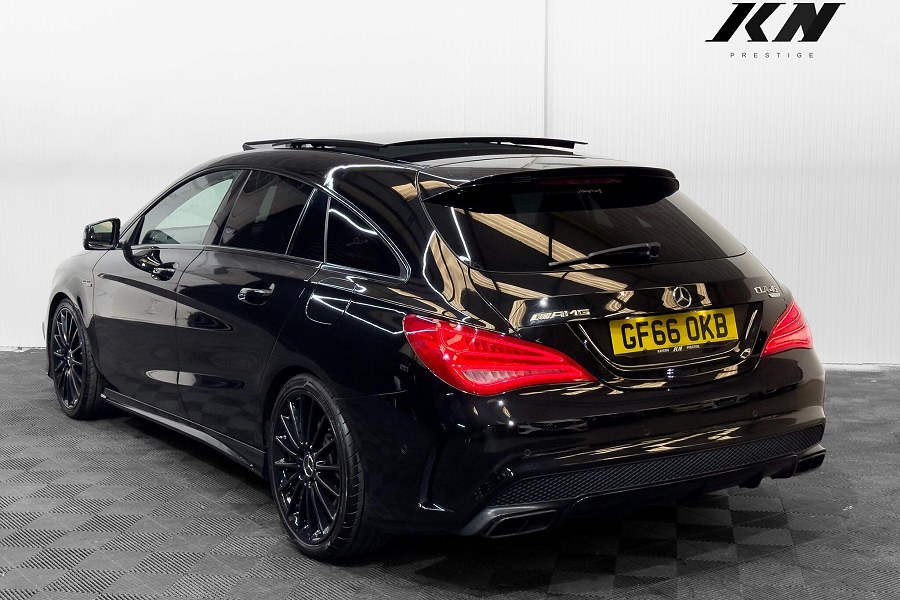 Mercedes-Benz CLA photo 2