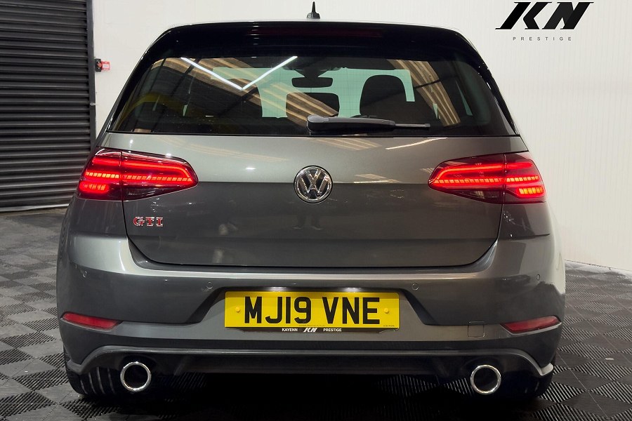 2019 Volkswagen Golf photo 6