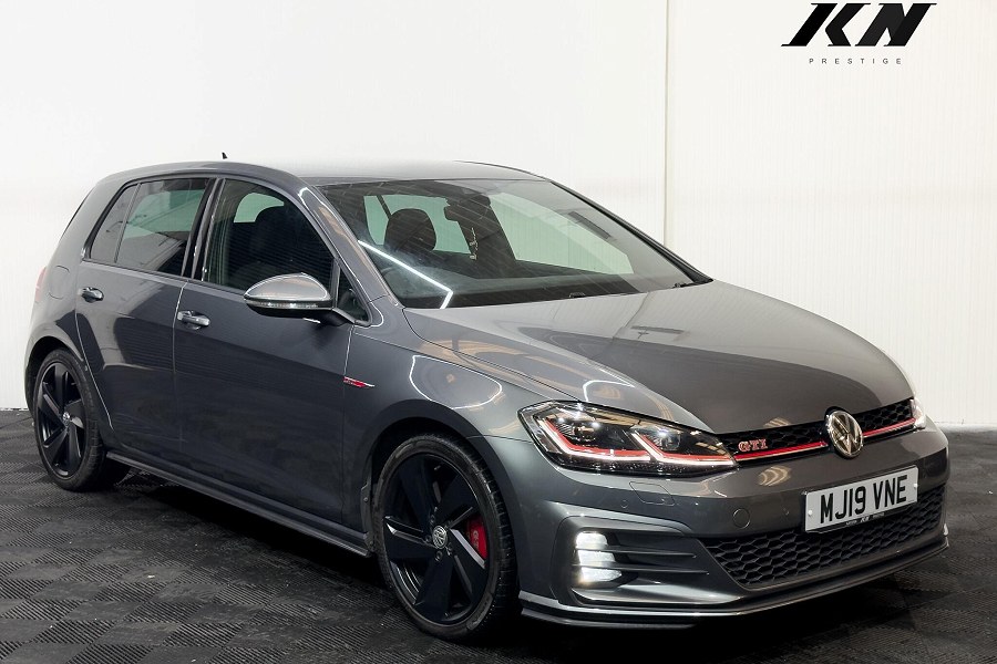 2019 Volkswagen Golf photo 7