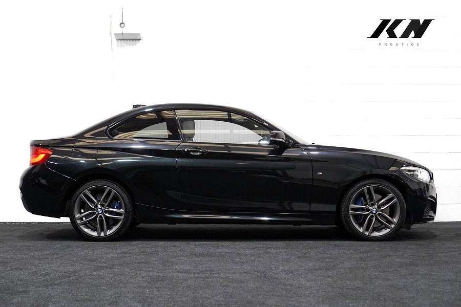 2017 BMW 2 Series photo 8