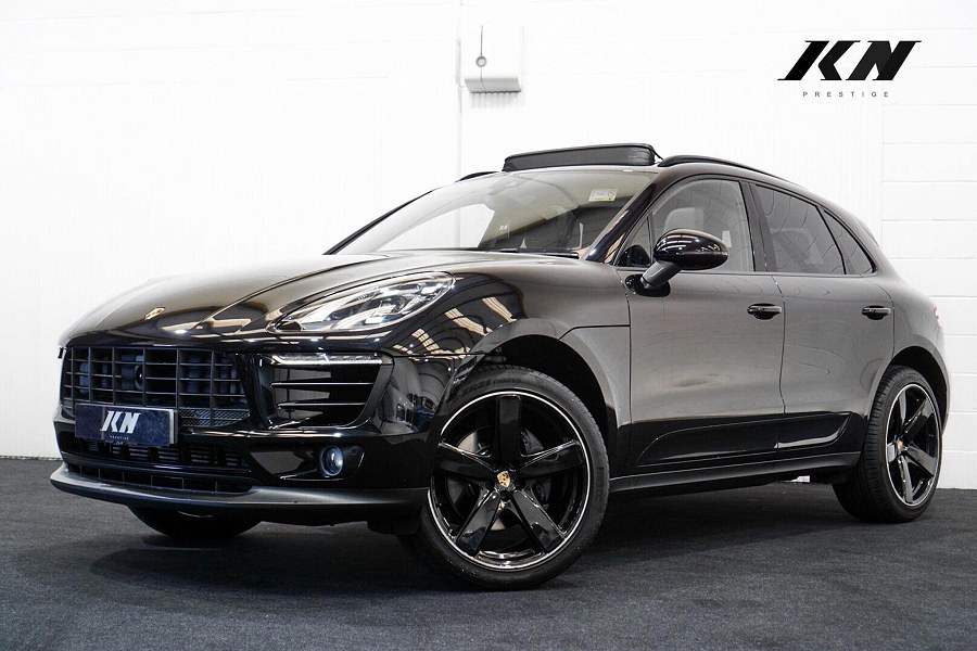 2018 Porsche Macan photo 12