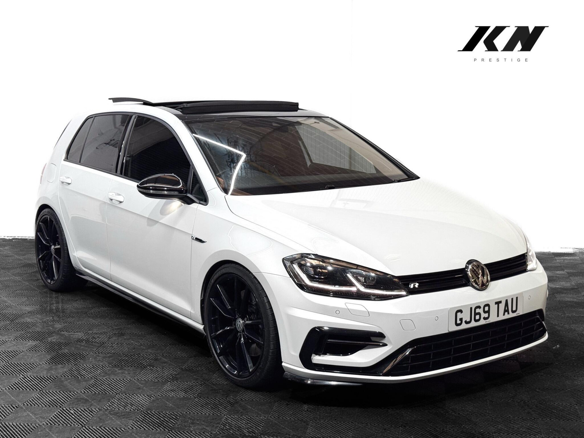 2019 Volkswagen Golf 2.0 TSI R DSG 4Motion Euro 6 (s/s) 5dr for sale at Kayenn Prestige