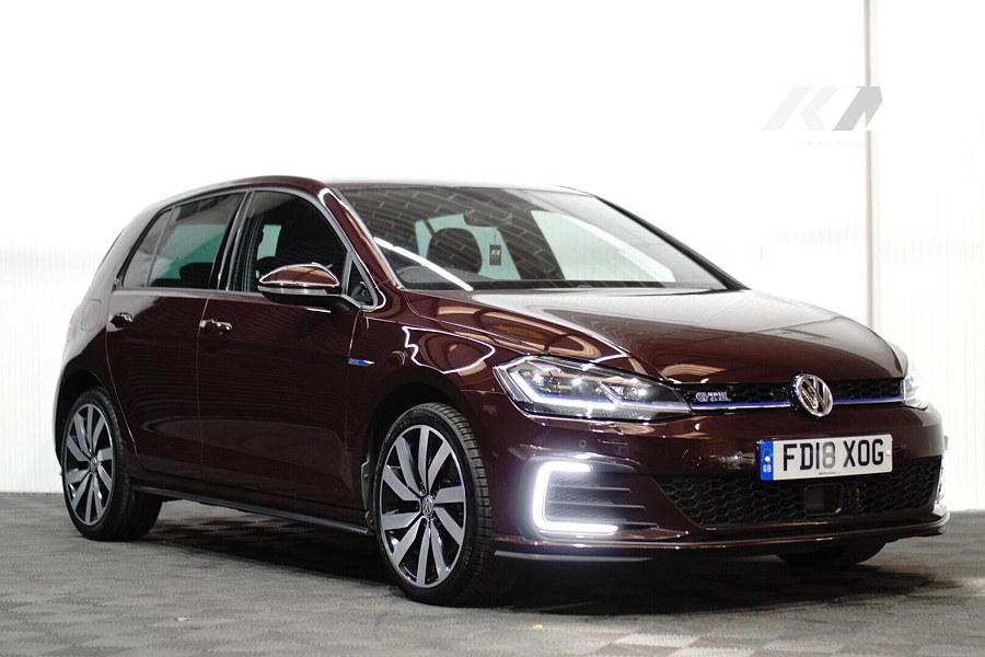 2018 Volkswagen Golf photo 8