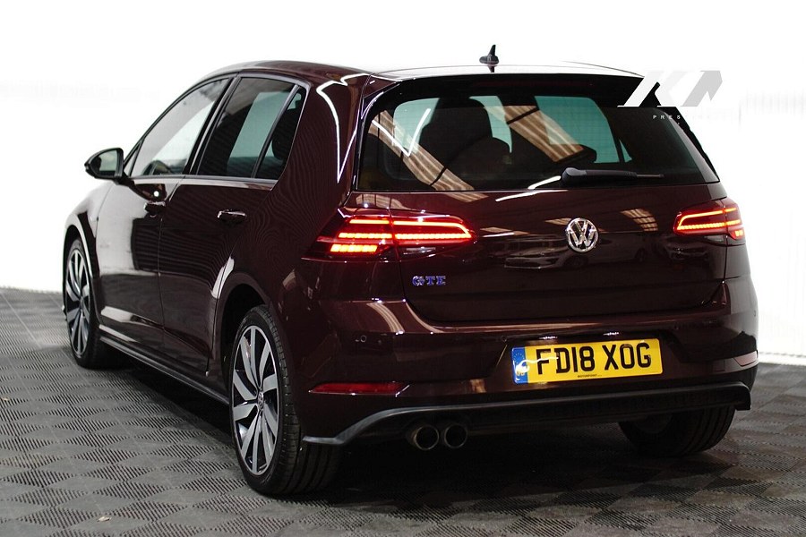 2018 Volkswagen Golf photo 10