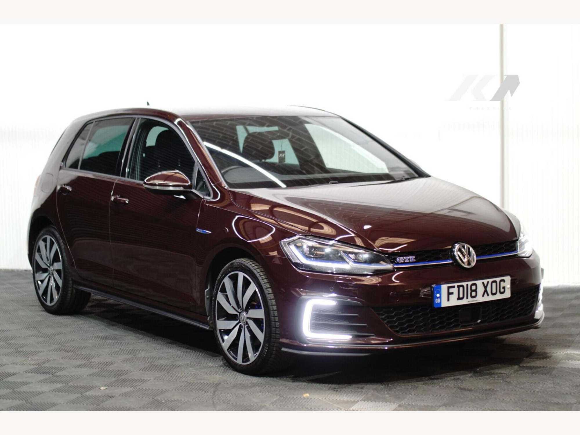 2018 Volkswagen Golf 1.4 TSI 8.7kWh GTE Advance DSG Euro 6 (s/s) 5dr for sale at Kayenn Prestige