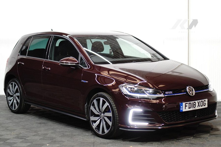 2018 Volkswagen Golf photo 9