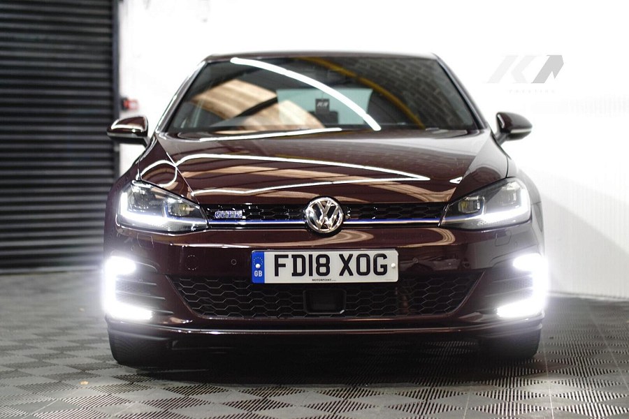 2018 Volkswagen Golf photo 4