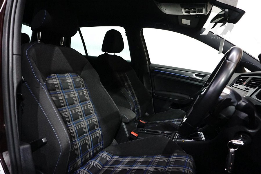 2018 Volkswagen Golf photo 13