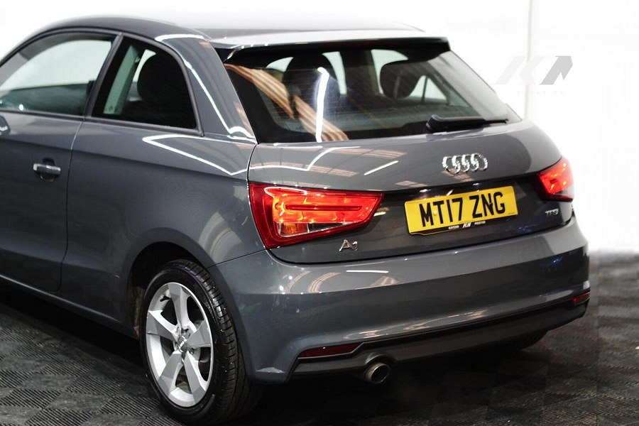 2017 Audi A1 photo 9