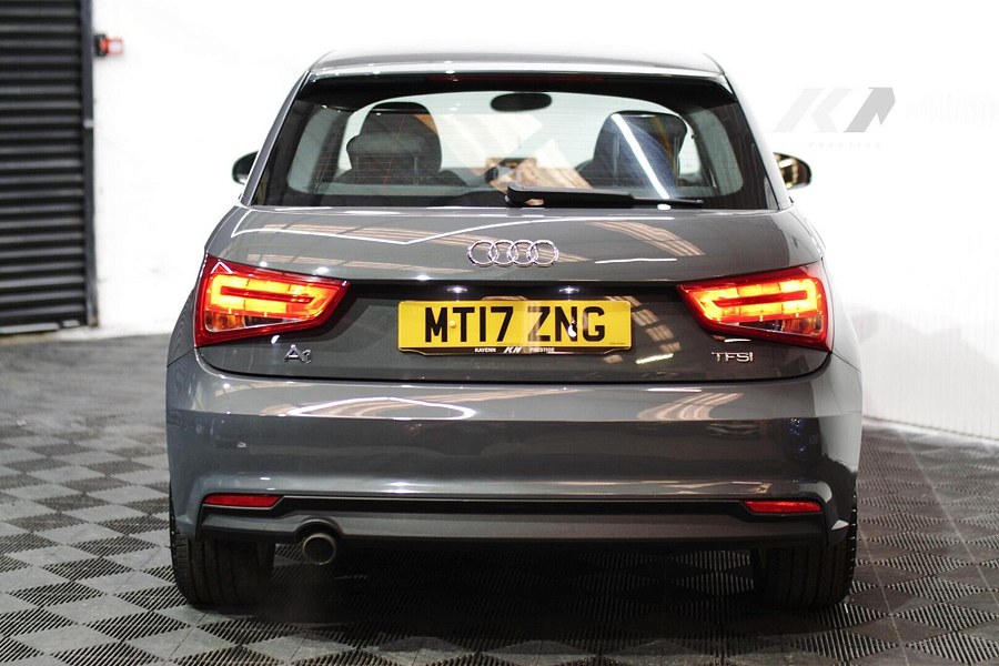 2017 Audi A1 photo 10