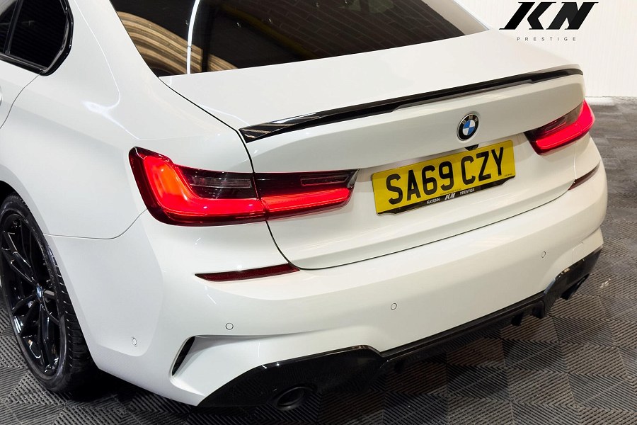 2019 BMW 3 Series photo 8