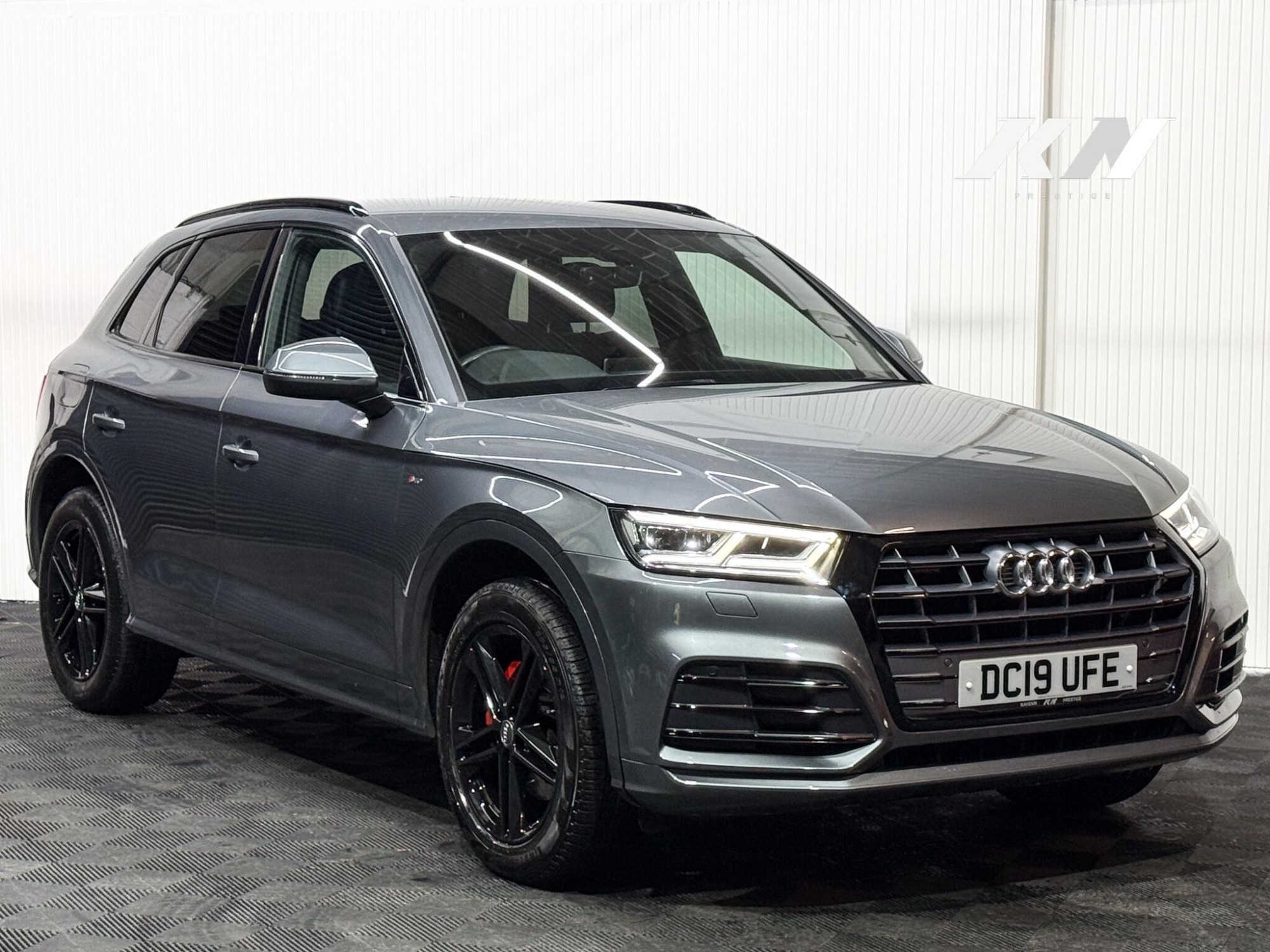 2019 Audi Q5 2.0 TDI 40 S line S Tronic quattro Euro 6 (s/s) 5dr for sale at Kayenn Prestige