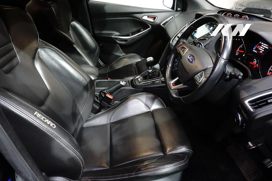 2017 Ford Focus photo 12