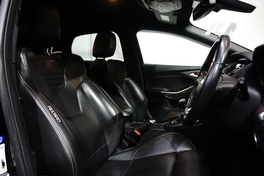 2017 Ford Focus photo 11