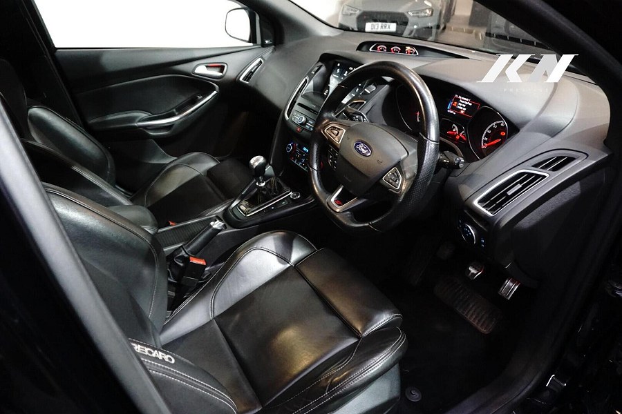 2017 Ford Focus photo 7