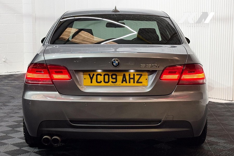 2009 BMW 3 Series photo 5