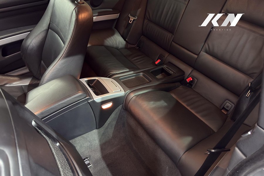 2009 BMW 3 Series photo 14