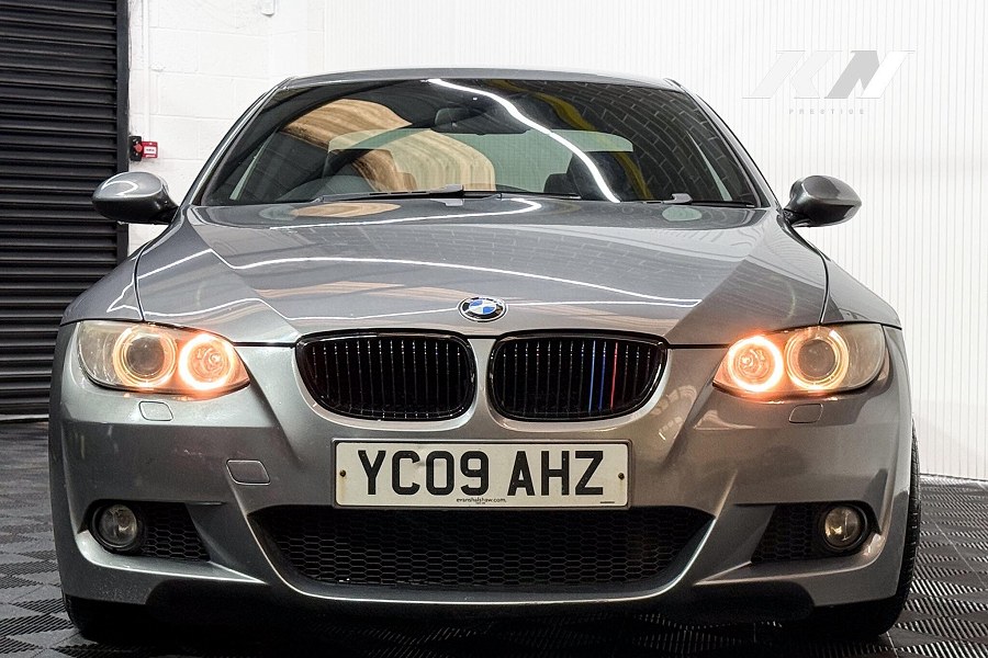 2009 BMW 3 Series photo 4