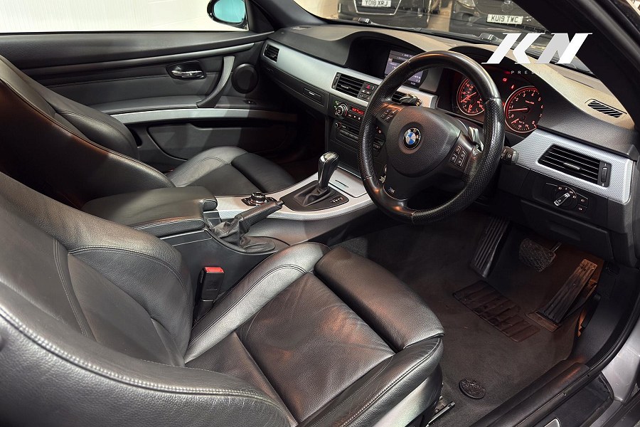 2009 BMW 3 Series photo 8