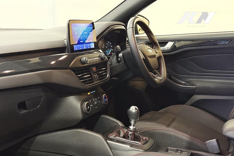 2020 Ford Focus photo 10