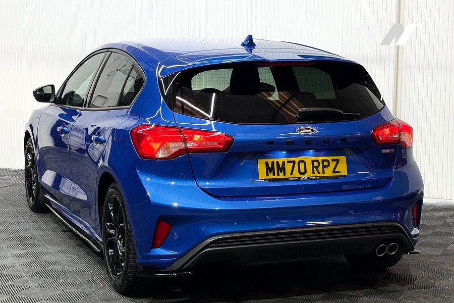 Ford Focus photo 2