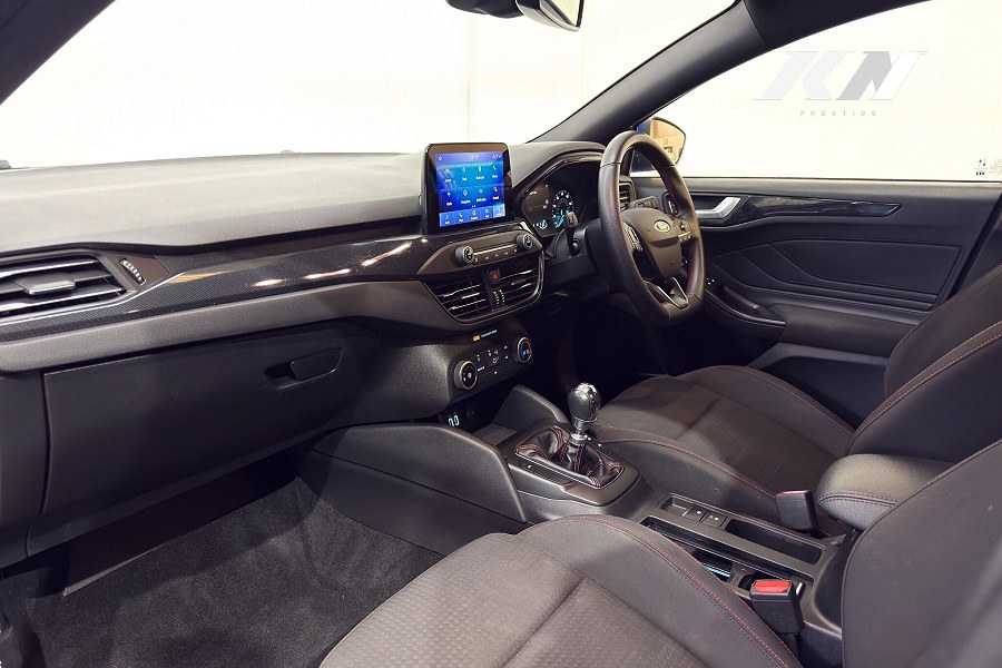 2020 Ford Focus photo 4