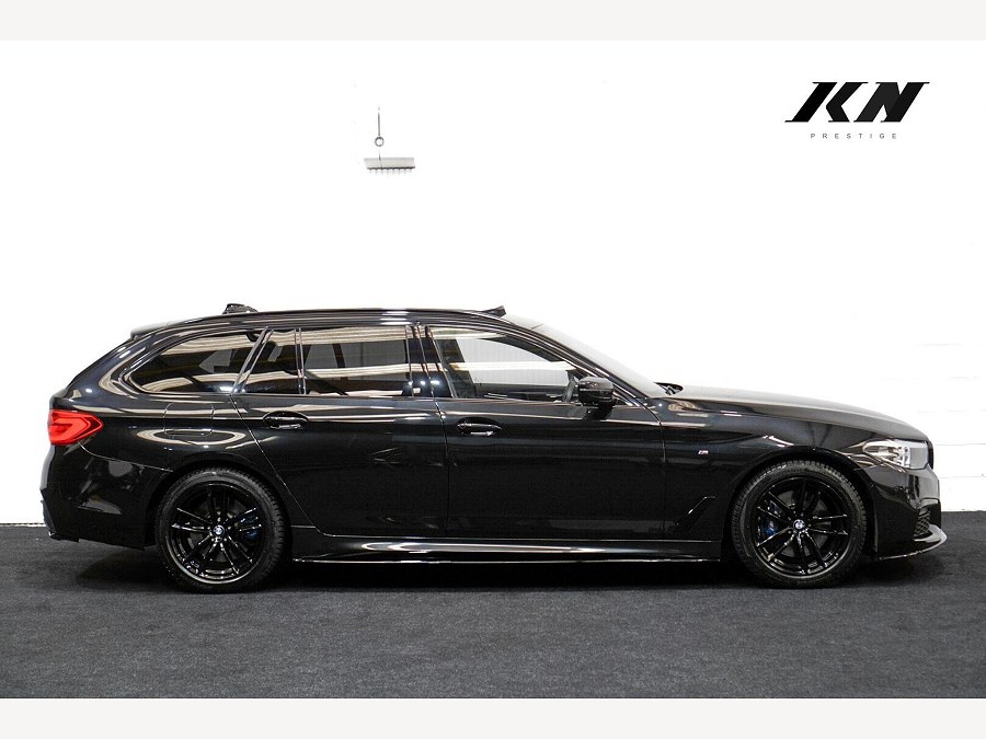 2018 BMW 5 Series photo 12