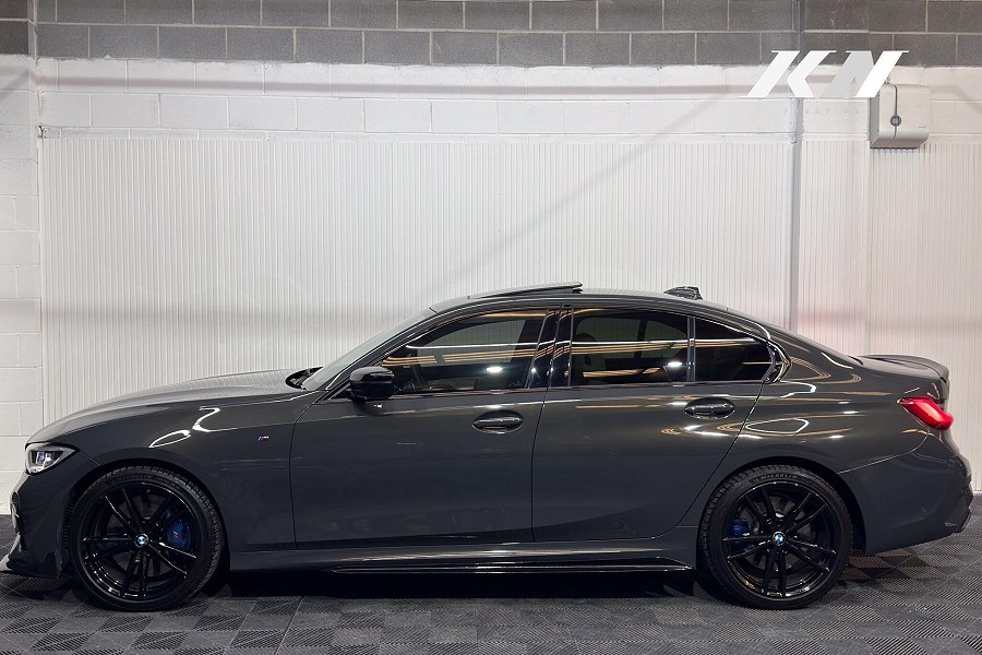 2019 BMW 3 Series photo 12