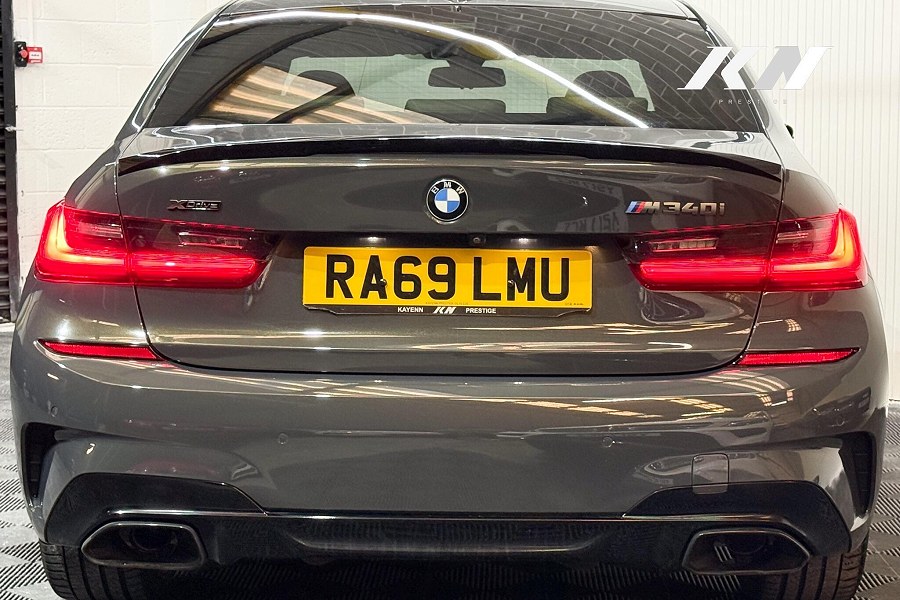 2019 BMW 3 Series photo 6