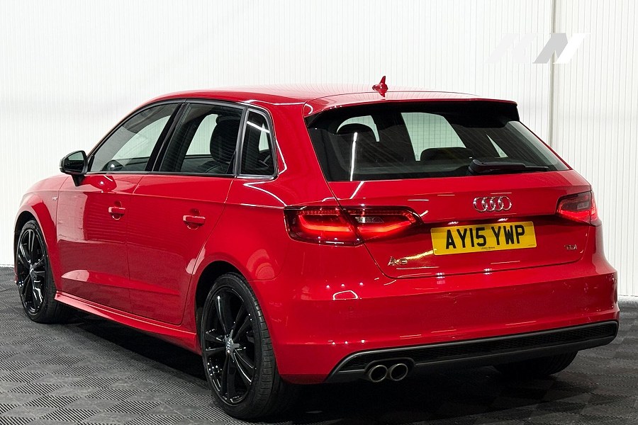 Audi A3 photo 2