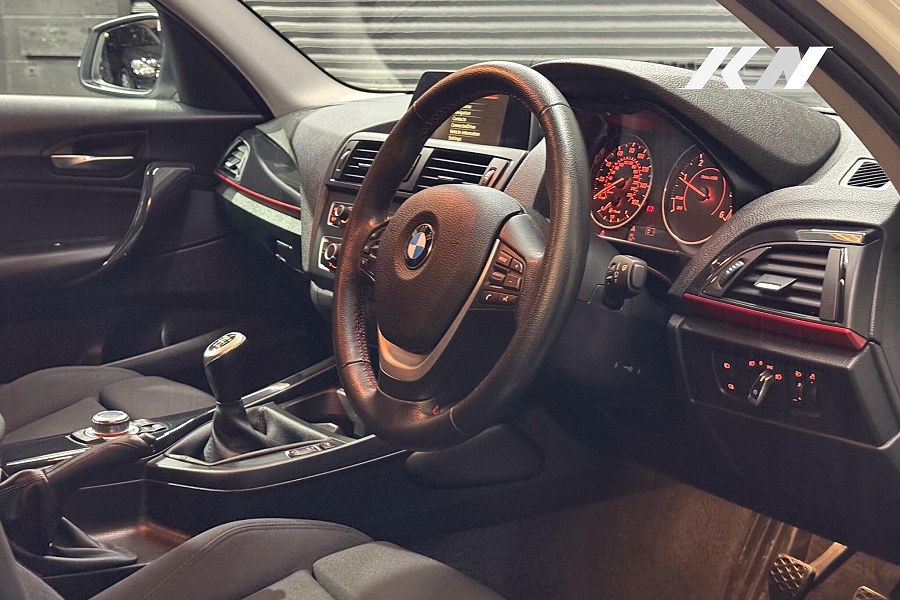 2014 BMW 1 Series photo 8