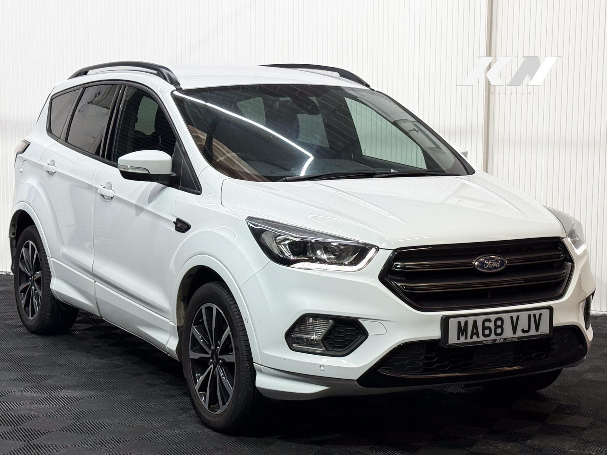 2018 Ford Kuga 1.5 TDCi ST-Line Euro 6 (s/s) 5dr for sale at Kayenn Prestige