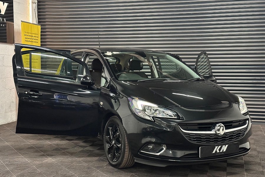 Vauxhall Corsa photo 2