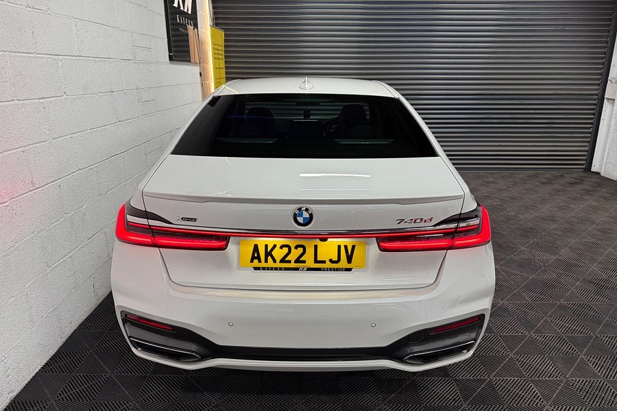 2022 BMW 7 Series photo 11