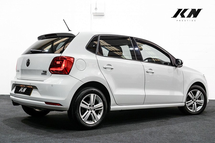 2017 Volkswagen Polo photo 11