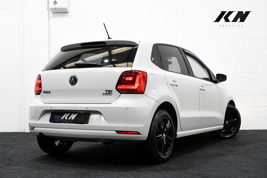 2017 Volkswagen Polo photo 13