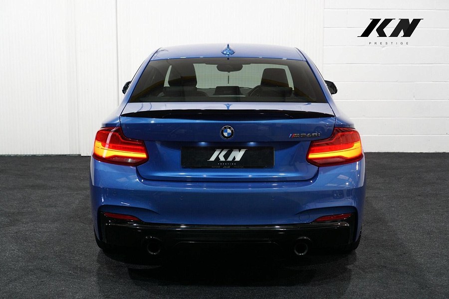 2017 BMW 2 Series photo 9