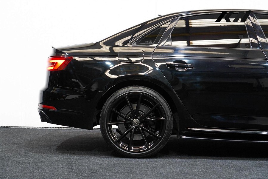 2017 Audi S4 photo 7