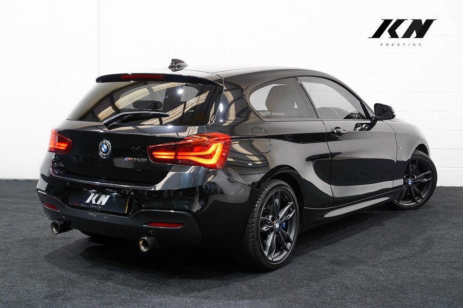 2019 BMW 1 Series photo 8