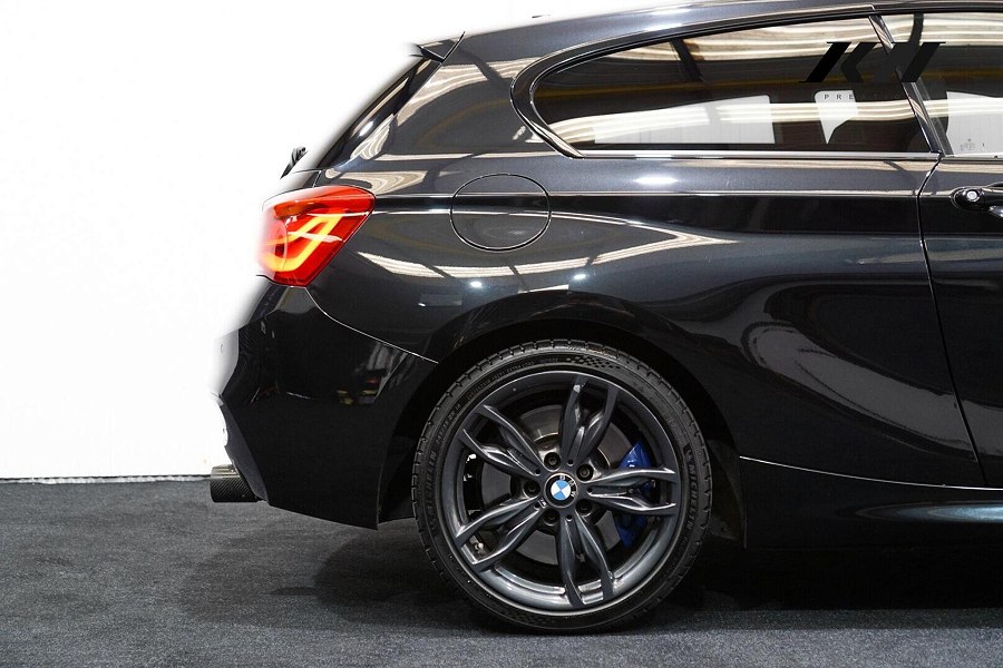 2019 BMW 1 Series photo 11