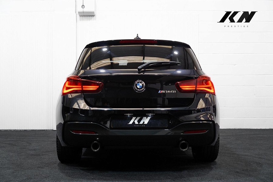 2019 BMW 1 Series photo 6