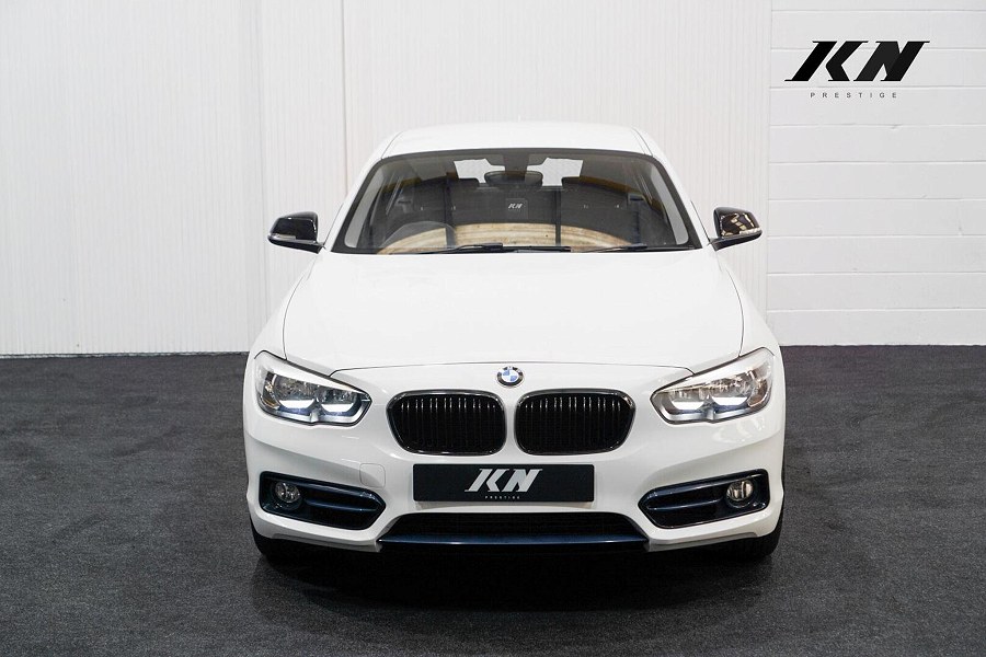 2017 BMW 1 Series photo 10