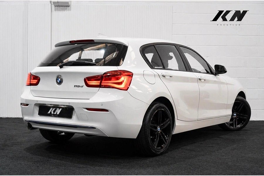 2017 BMW 1 Series photo 6