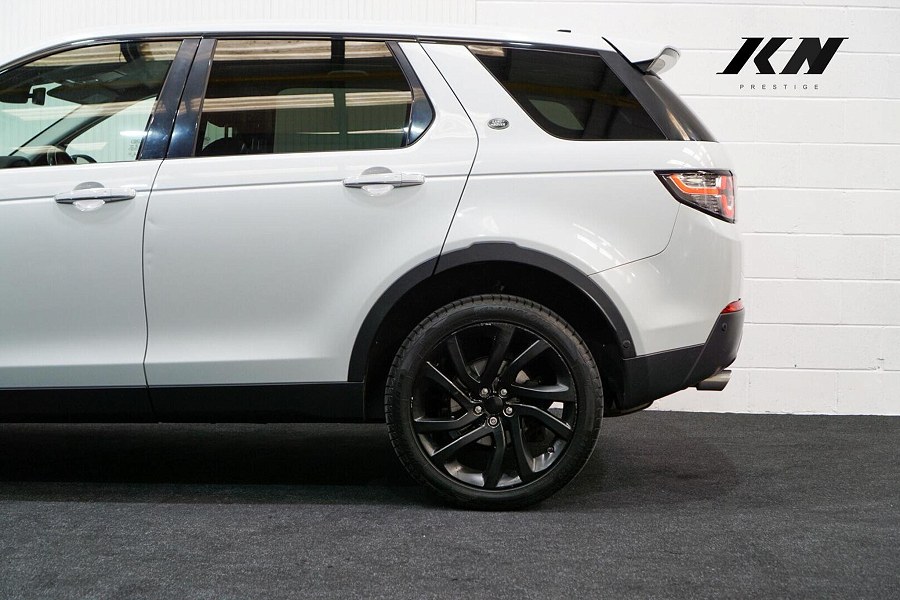 2015 Land Rover Discovery Sport photo 7
