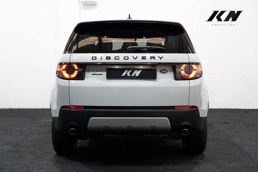 2015 Land Rover Discovery Sport photo 6