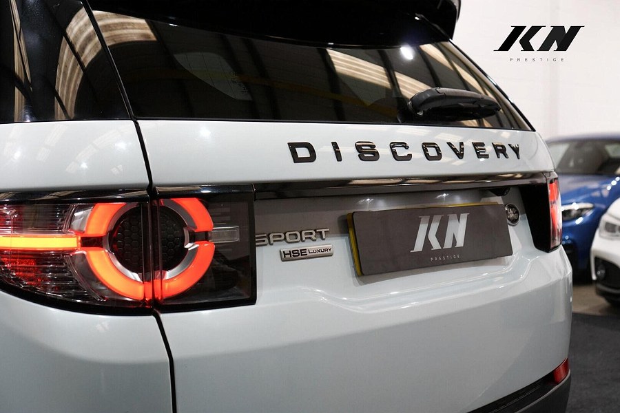 2015 Land Rover Discovery Sport photo 8