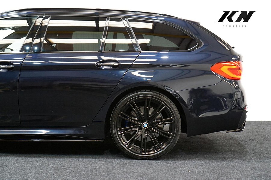 2017 BMW 5 Series photo 8