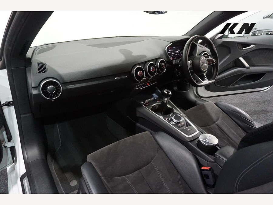 2017 Audi TT photo 3