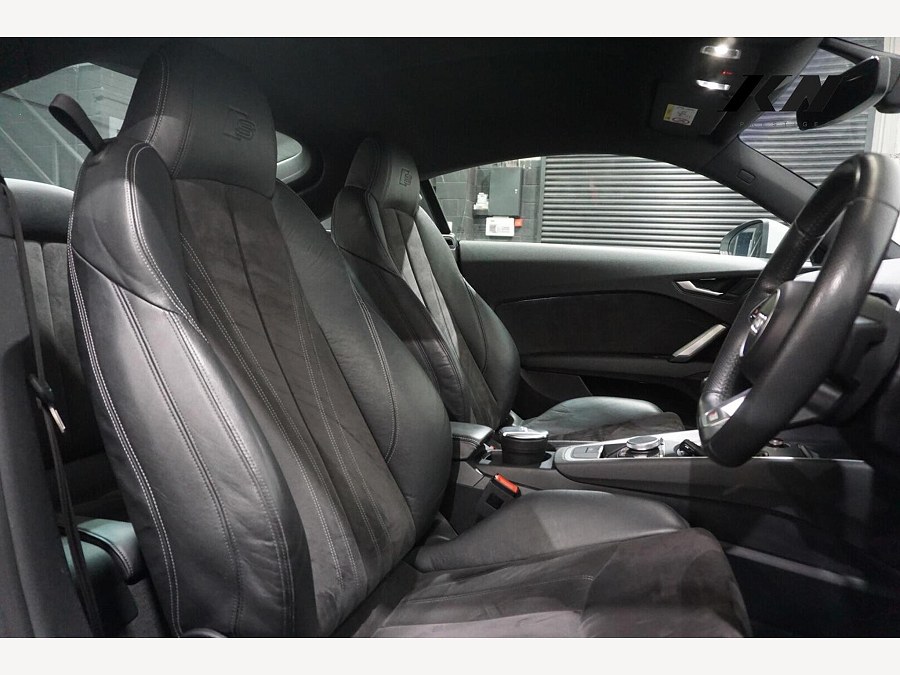 2017 Audi TT photo 13